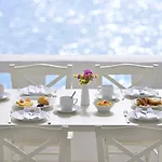Petinos Hotel 4*