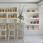 Petinos 4*