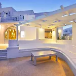 Petinos Hotel