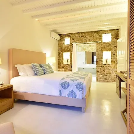 Petinos 4*