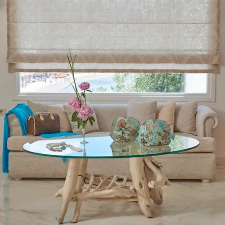 Petinos Platísz Jalósz