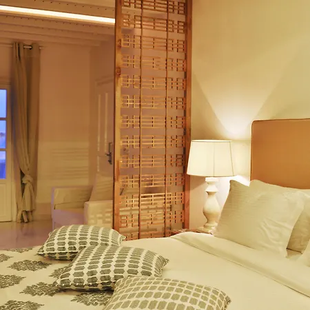 Petinos Platísz Jalósz